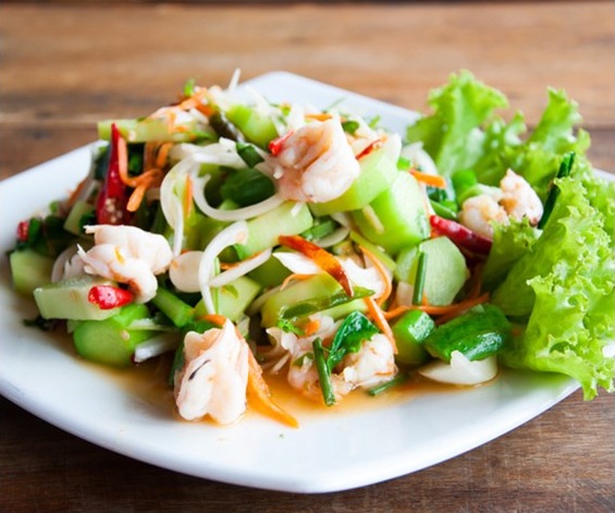 Fresh Shrimp and Kale Salad