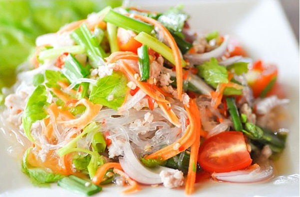 Vermicelli with Spicy Salad